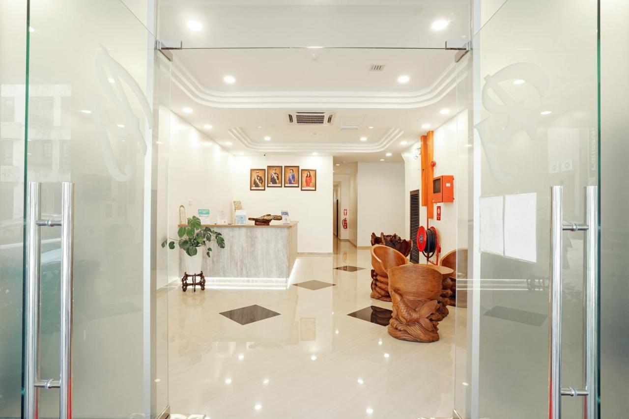 อาร์ เจ โฮเต็ล กูไล Hotel ภายนอก รูปภาพ