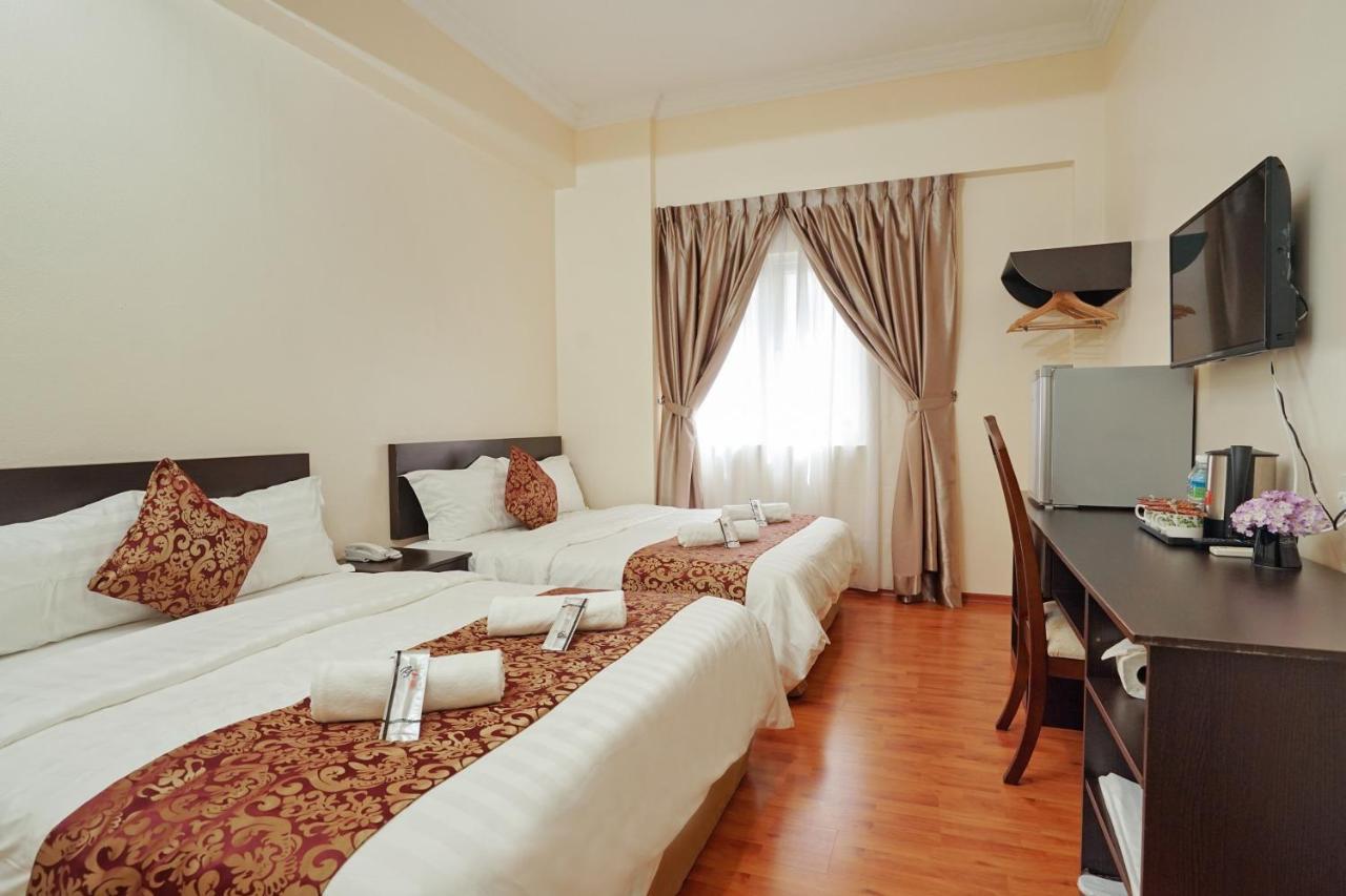 อาร์ เจ โฮเต็ล กูไล Hotel ภายนอก รูปภาพ